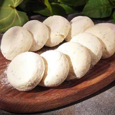 500гр Сырники из сыра надуги в Сулугуни по цене 563 ₽