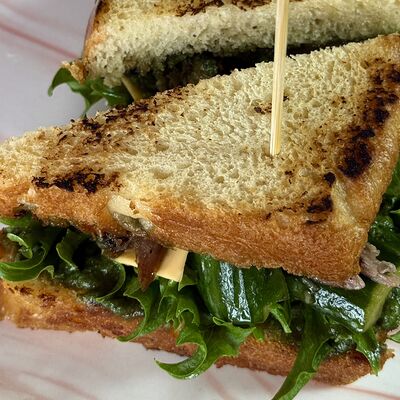 Камо-Сандо (японский сэндвич с уткой) в Хочу! Creative Asian cafe по цене 560 ₽