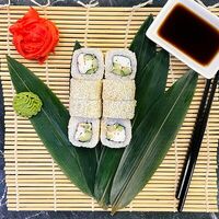 Калифорния с острым крабом в Pro Sushi