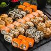 Сет Рыба закусывала в OMAKASE SUSHI ROLLS по цене 5990