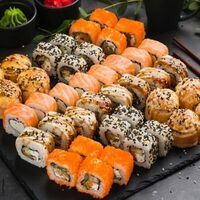 Сет Рыба закусывала в OMAKASE SUSHI ROLLS