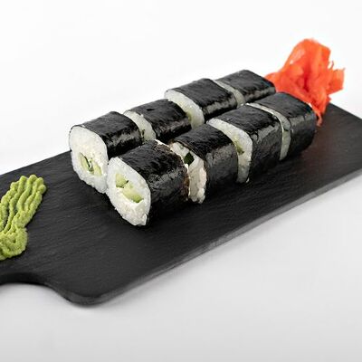 Ролл Авокадо и крем-сыр в Кафе на развилке по цене 269 ₽