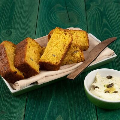 Тыквенный хлеб в Solar Bistro по цене 190 ₽