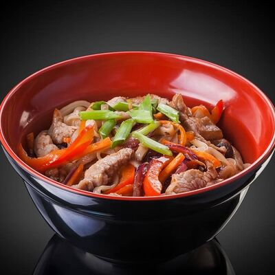 Лапша со свининой и овощами в Восточный экспресс по цене 419 ₽