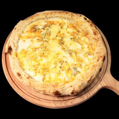 Пицца четыре сыра в Beer & Fire Grill по цене 947 ₽