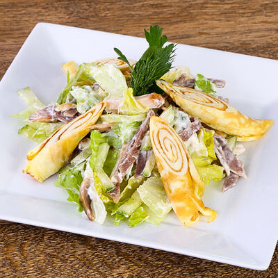 Салат из языка с яичными рулетиками в Piccola Pizza по цене 350