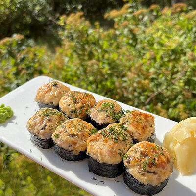 Ролл Окума в Икра по цене 460 ₽