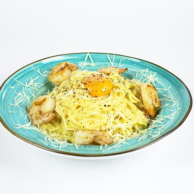 Карбонара с креветками в Hungry Wolf Bar по цене 650 ₽