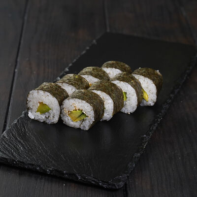 Авокадо маки в Green Sushi по цене 120 ₽