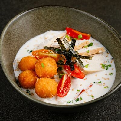 Сырный рамен с курицей в Пхипхи по цене 400 ₽