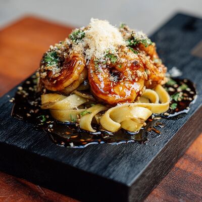 Лапша с креветками Унагив Вилки-Палки по цене 549 ₽