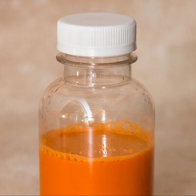 Свежевыжатый морковный сок в Megobari по цене 500 ₽