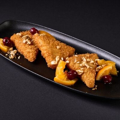 Сулугуни с хрустящей корочкой в ЛАЛИКО ГРУЗИНСКАЯ КУХНЯ по цене 710 ₽