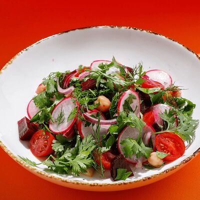 Винегрет с нутом в Чайхана Пахвала по цене 360 ₽