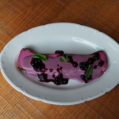 Чизкейк Черничный в MiraGrill по цене 740 ₽