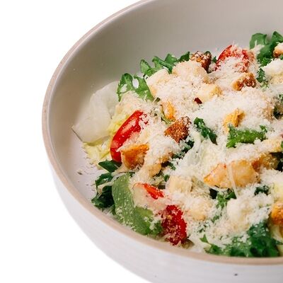 Цезарь с креветкой в Пицца Хаб по цене 682 ₽