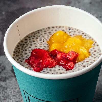 Каша с семян Чиа на кокосовом молоке в Bourbon по цене 430 ₽