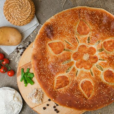 Пирог с куриной грудкой и картошкой в Пироги по-коми по цене 1649 ₽