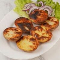 Картофель на углях в Ели мясо мужики
