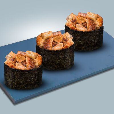 Комбо спайси-гунканов с угрем в НАШИ СУШИ по цене 920 ₽