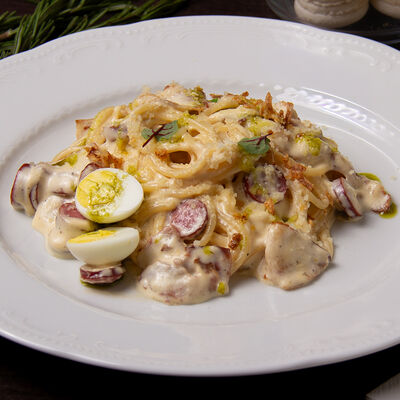 Спагетти Карбонара в La Maison гастробутик по цене 740 ₽