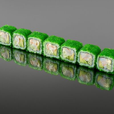 Ролл Калифорния с креветкой в OUGI по цене 1290 ₽