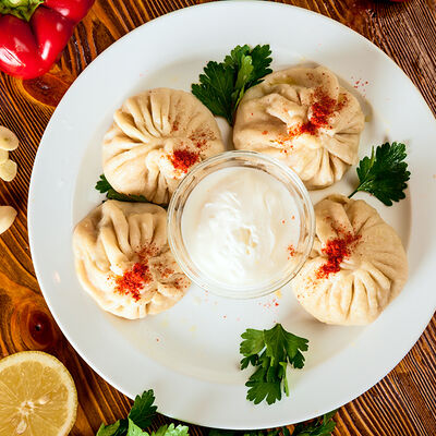 Хинкали по-грузински (баранина и телятина) 3шт-одна порция в Строгинская гавань по цене 570 ₽