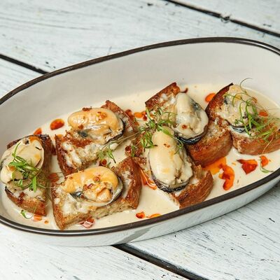 Мидии с сыром гарганзола в Овертайм по цене 890 ₽