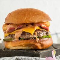 Бургер Смоук Хаус в Mesto Burger