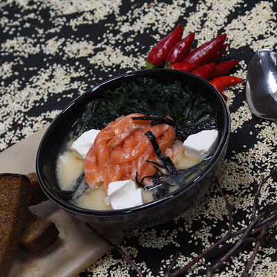 Мисо с лососем в Много пиццы по цене 364 ₽