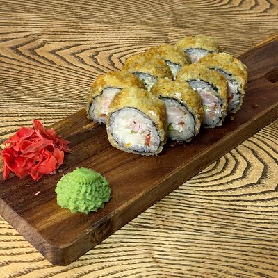 Хрустящий ролл с цыпленкомв Сакура по цене 850 ₽