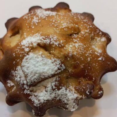 Шарлотка с яблокомв Кондитерская-пекарня Смайлик по цене 75 ₽