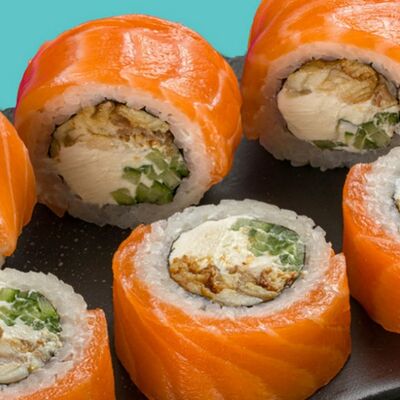 Филадельфия с угрем в О! Суши по цене 1790 ₽