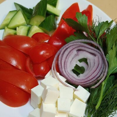 Свежие овощи в Оазис кафе по цене 550 ₽