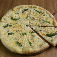 Пицца Четыре сыра в Просто вкусно