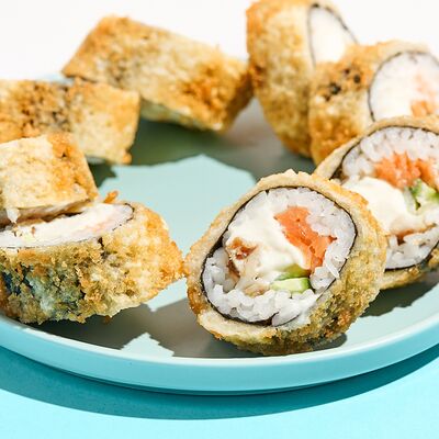 Жареный ролл Киото в Ostrov по цене 605 ₽