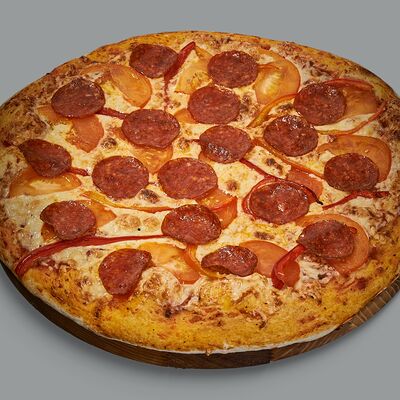 Пицца Пеперони в Лукоморье по цене 865 ₽