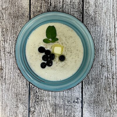 Каша овсяная с голубикой в Луна Рыба по цене 265 ₽