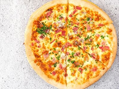 Пицца карбонара в Mojo по цене 320