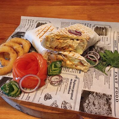 Шаурма с курицей в МЯСО ЕСТЬ по цене 480 ₽