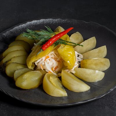 Соленья по-домашнему в Плов & Лагман по цене 231