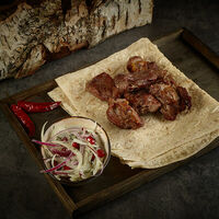 Шашлык из баранины в Campus Grill