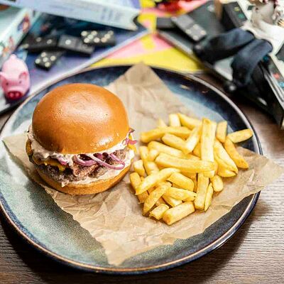 Бургер Озорной Гуляка в Элли Лагер по цене 990 ₽