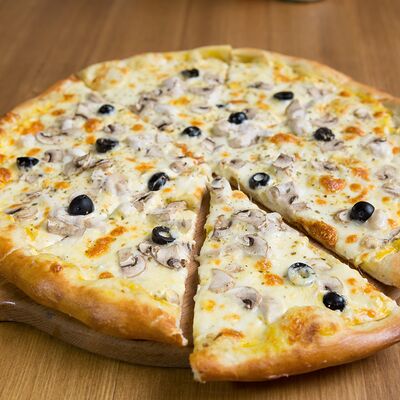 Пицца Чикен-чиз в Просто вкусно по цене 870 ₽