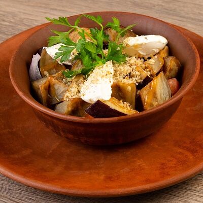 Салат с баклажанами в Баррель по цене 540 ₽