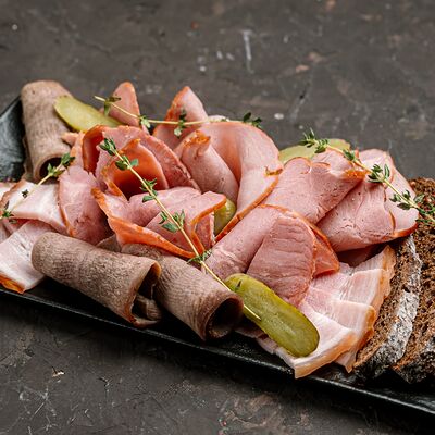 Мясная коллекция в Пряности по цене 1390 ₽