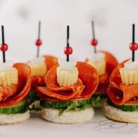 Канапе с пепперони в Hotkitchen