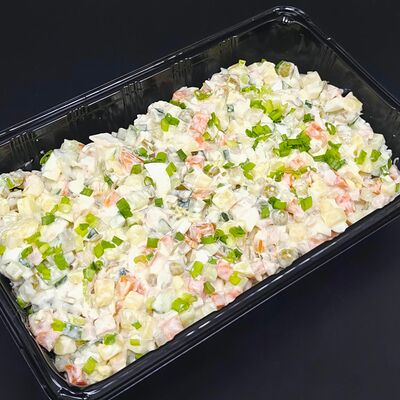 Оливье с копчёной грудкой в Кухня без границ по цене 1250 ₽