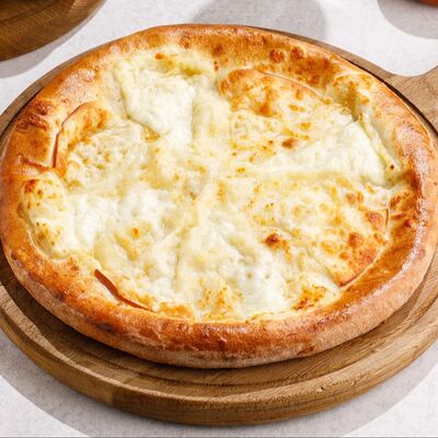 Очень сырный хачапури в Асканели Georgian Bistro по цене 850 ₽