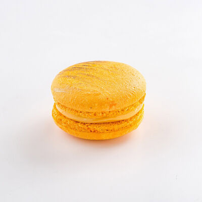 Макаронс маракуйя в Udcкафе Upside Down Cake по цене 110 ₽